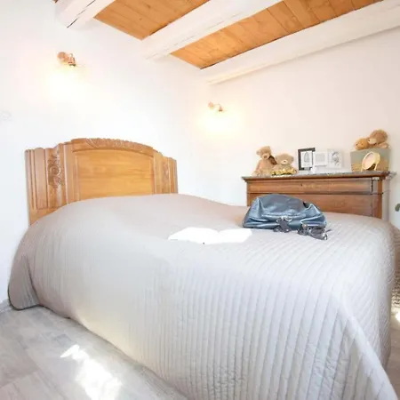 La Maison Bleue