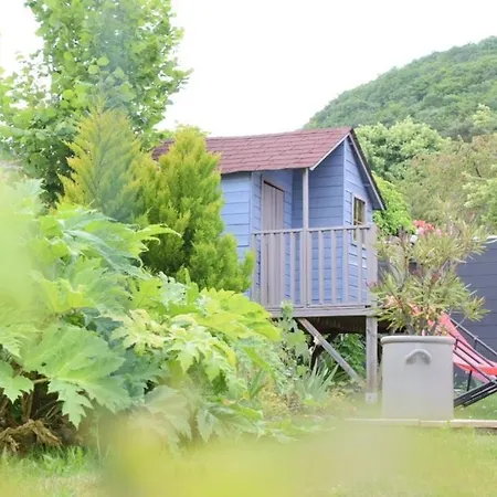 ベッド・アンド・ブレックファスト La Maison Bleue *