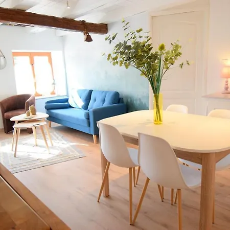 La Maison Bleue *